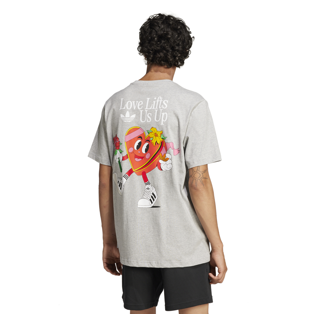 adidas T-shirt Originals Nelson VDay 1 Image 4 de 6. Appuyez pour ouvrir la galerie de photos.