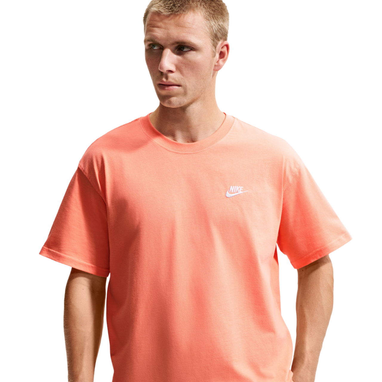 Nike T-shirt Max 90 Club Image 1 de 3. Appuyez pour ouvrir la galerie de photos.