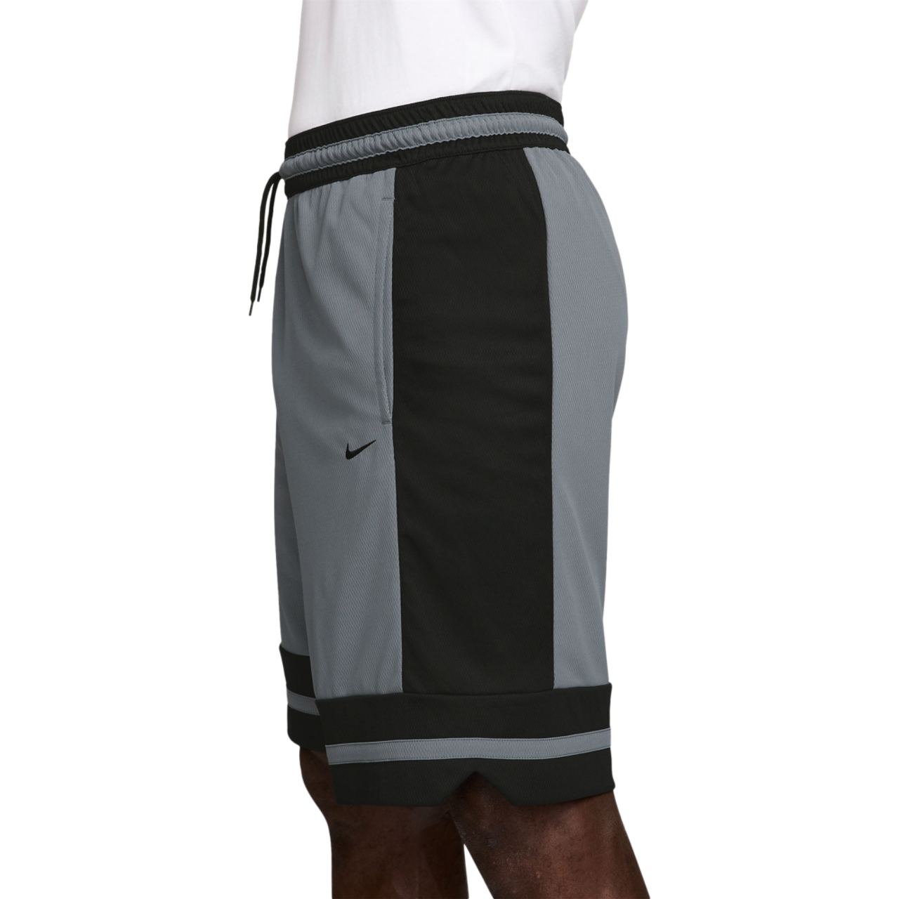 Nike Dri-FIT GM Classic 10" Shorts  Image 3 of 4. Tap to open photo gallery.