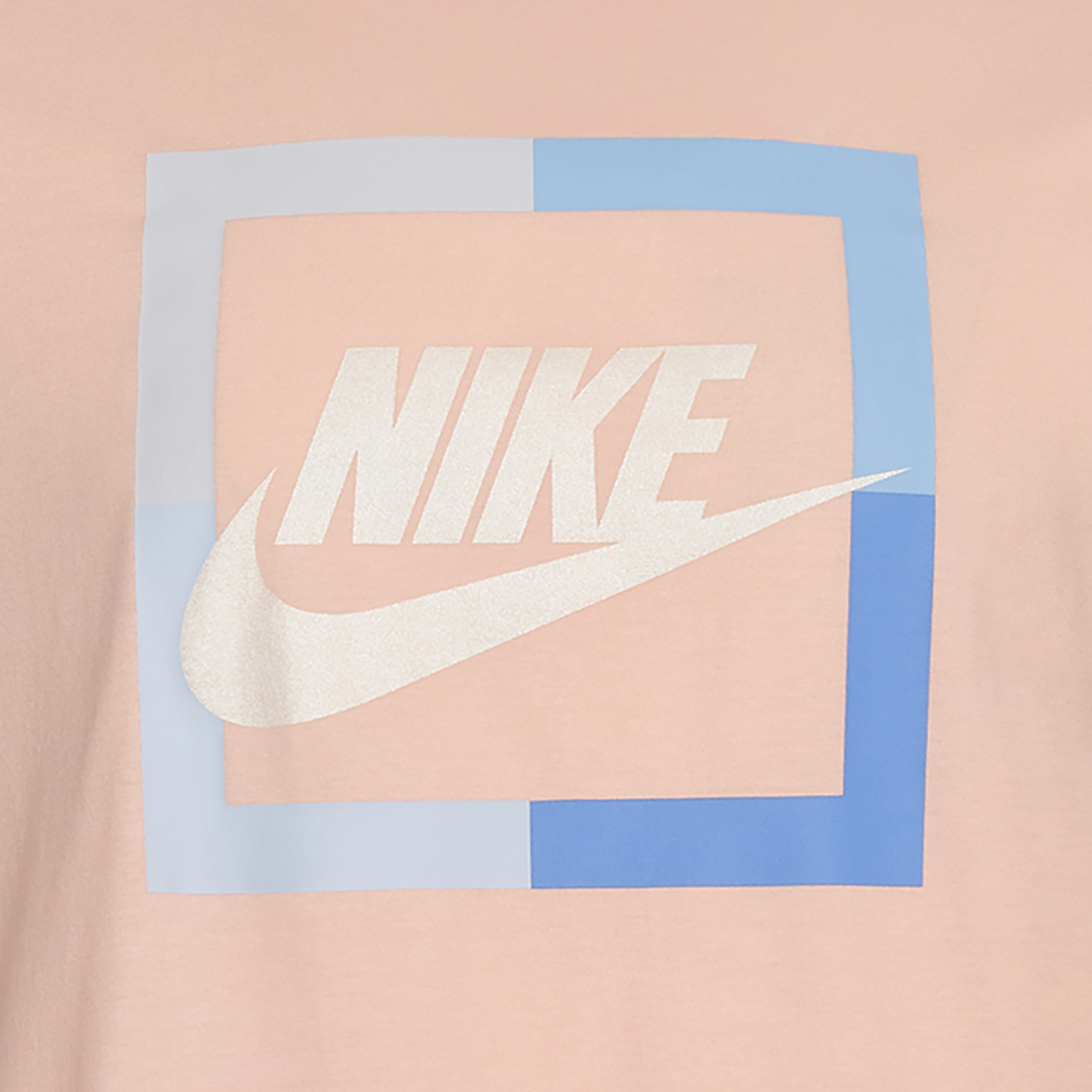 Nike T-shirt Futura Block Image 2 de 2. Appuyez pour ouvrir la galerie de photos.