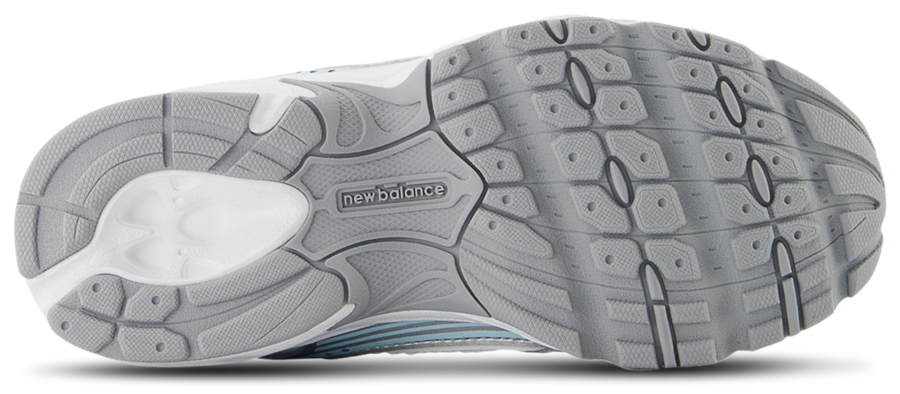 New Balance 530  Image 5 of 5. Tap to open photo gallery.