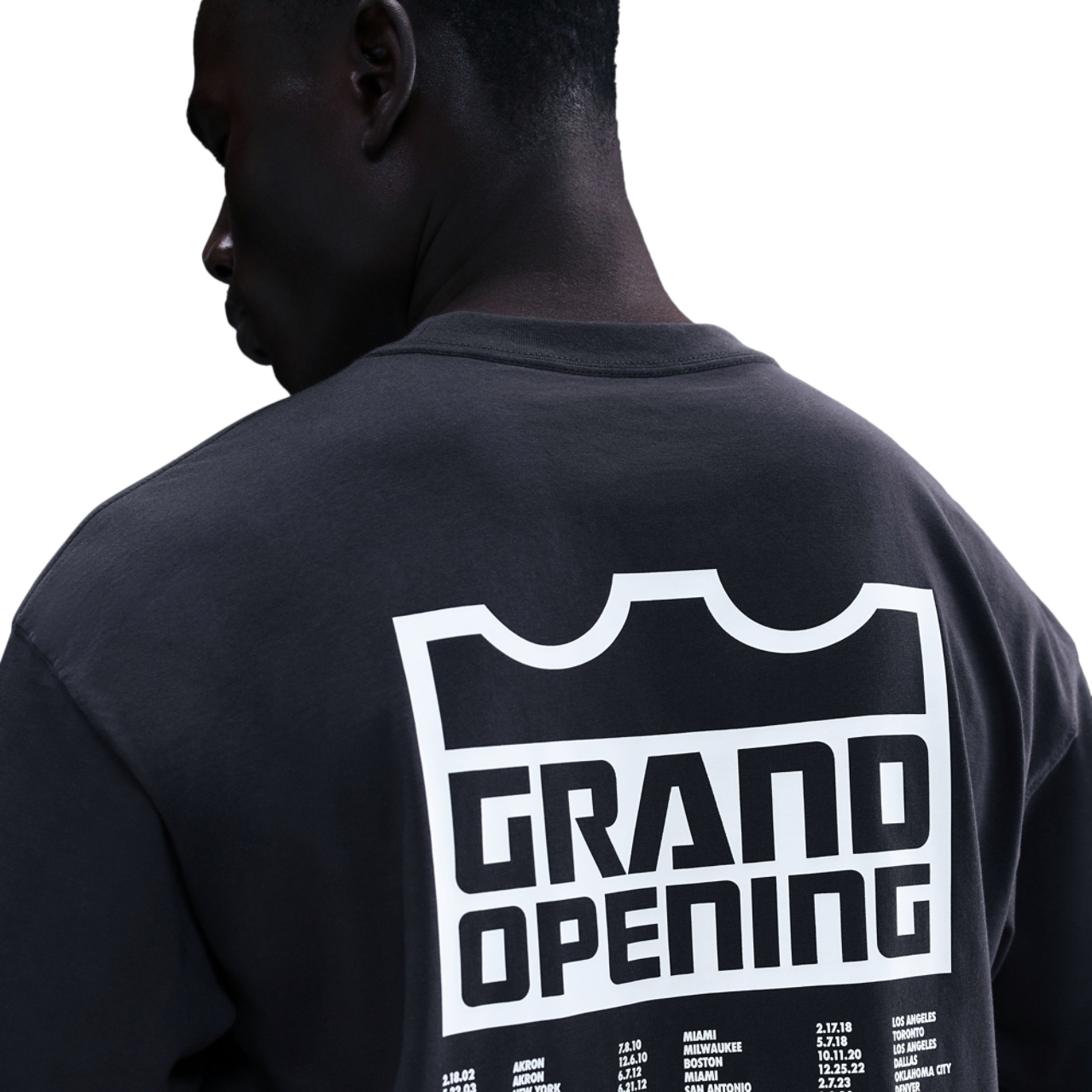 Nike T-shirt LeBron M90 Image 2 de 2. Appuyez pour ouvrir la galerie de photos.