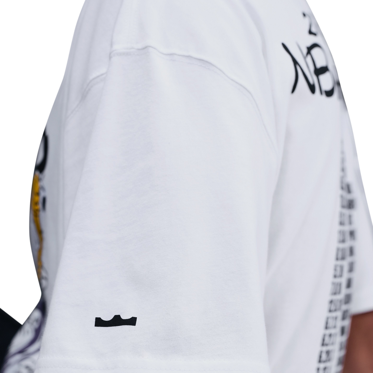 Nike T-shirt LeBron M90 Image 3 de 3. Appuyez pour ouvrir la galerie de photos.