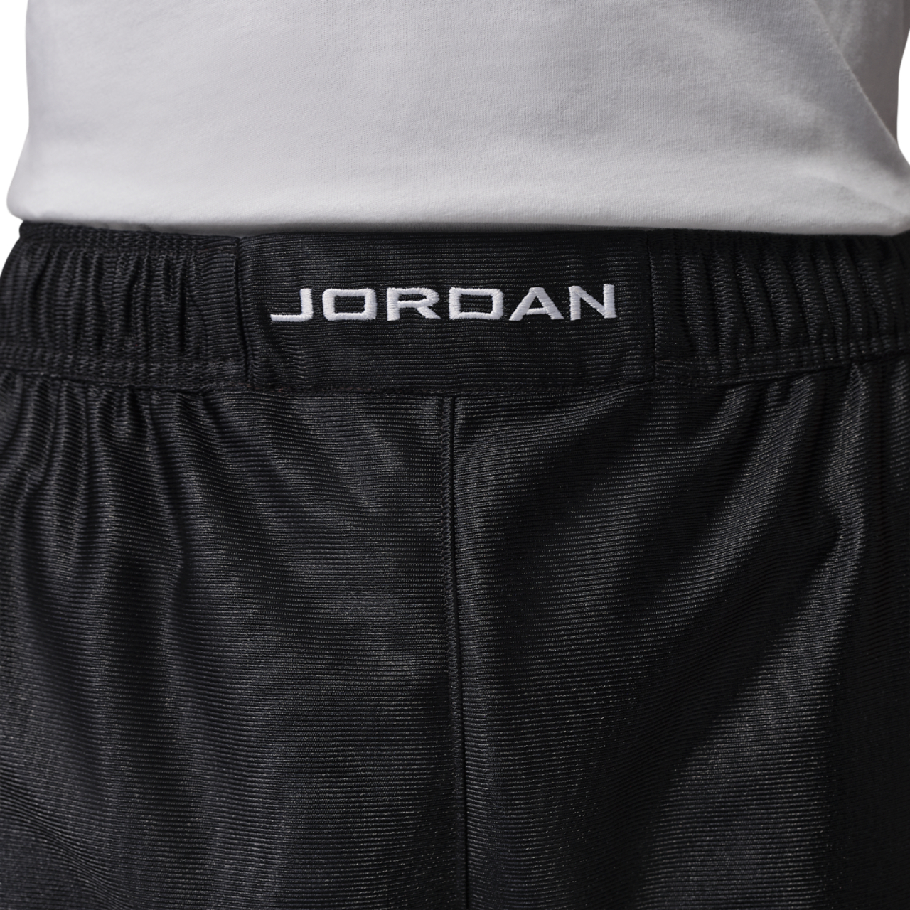 Jordan Short Essentials Cat Scratch Image 5 de 8. Appuyez pour ouvrir la galerie de photos.