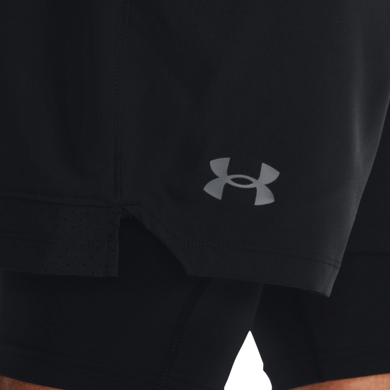 Under Armour Vanish Woven Shorts With Heat Gear Image 3 of 7. Tap to open photo gallery.