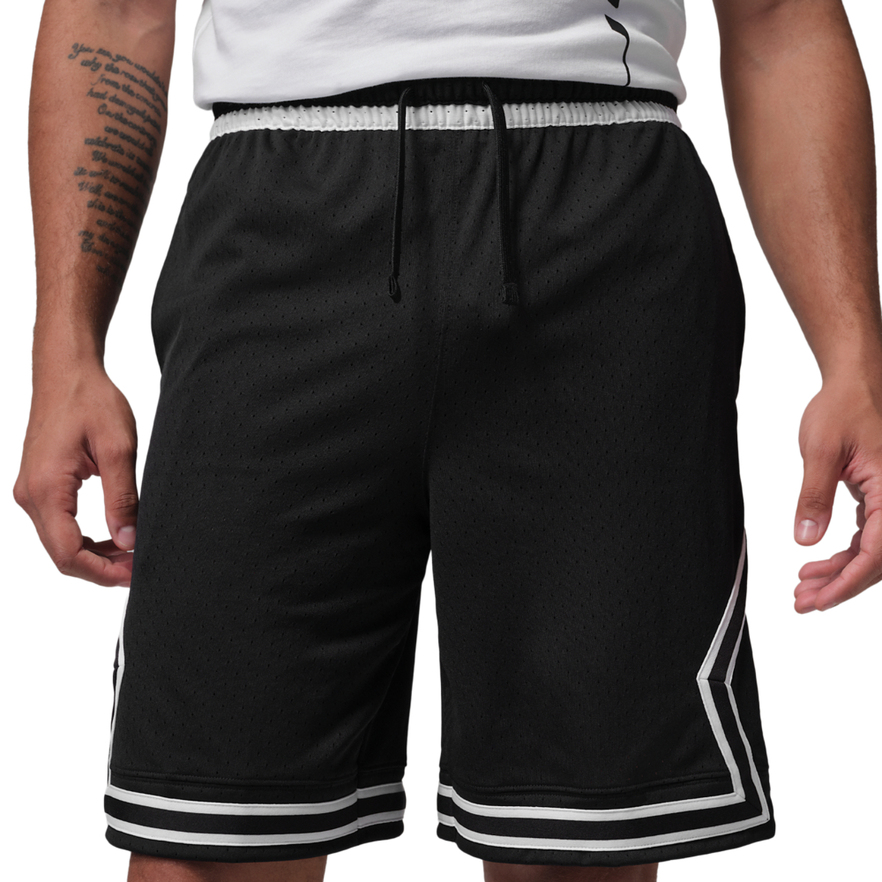 Jordan Short Losange de 22,9 cm (9 po) SPT Dri-FIT Image 1 de 4. Appuyez pour ouvrir la galerie de photos.