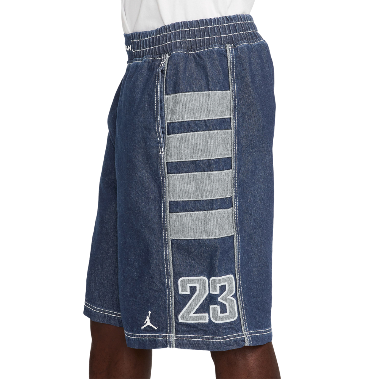 Jordan Flight Club Baggy Shorts  Image 3 of 4. Tap to open photo gallery.