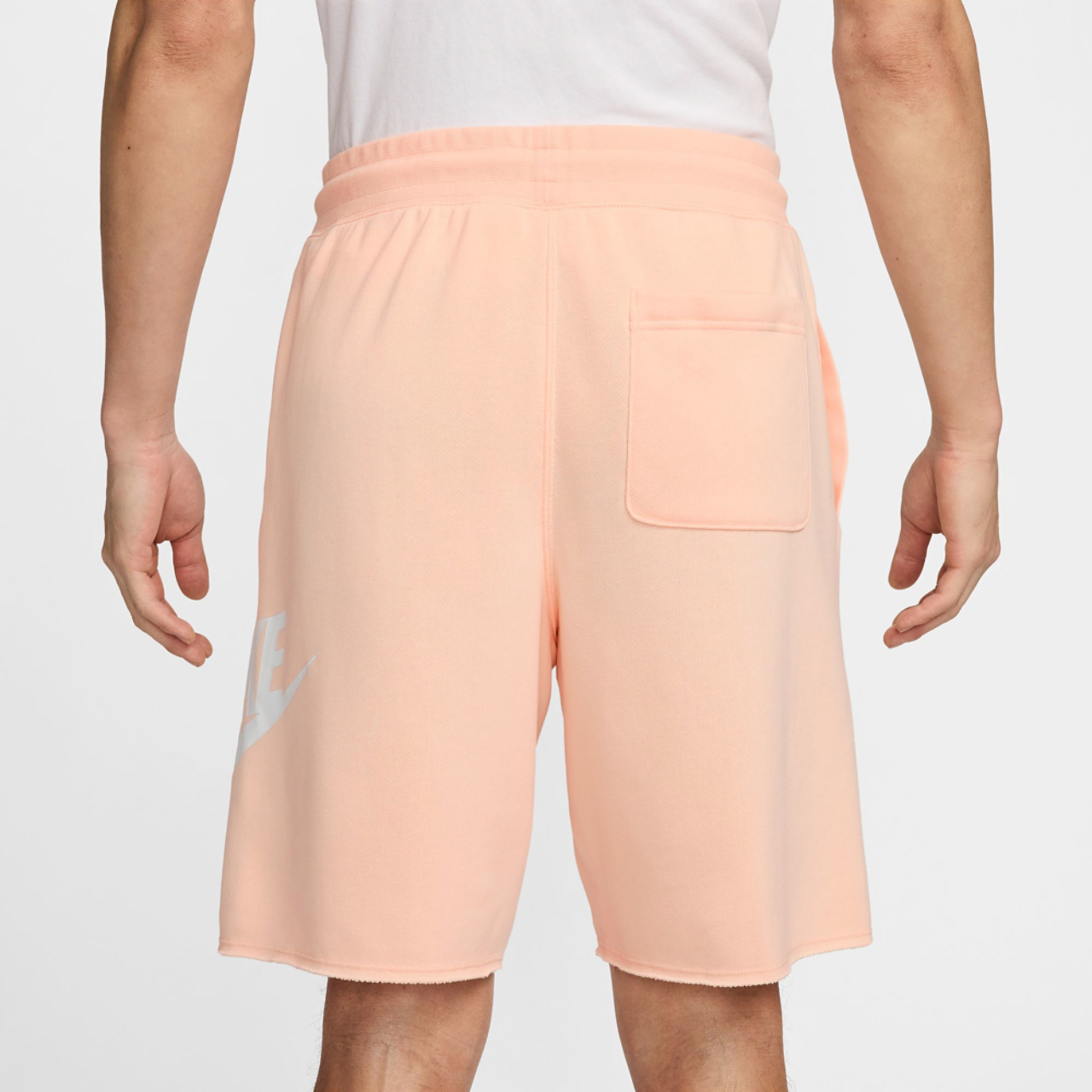 Nike Short FT Alumni Club Image 2 de 2. Appuyez pour ouvrir la galerie de photos.