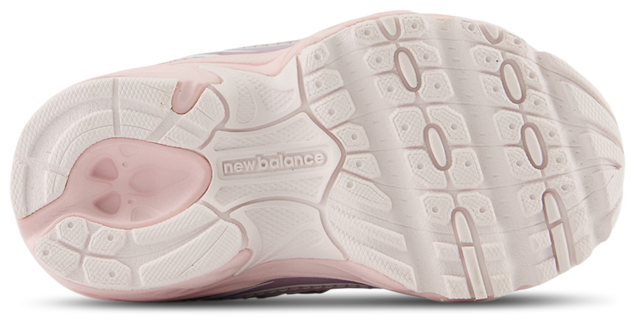New Balance 740  Image 4 of 4. Tap to open photo gallery.