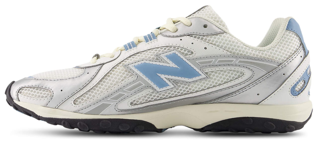 New Balance 204L Image 2 de 5. Appuyez pour ouvrir la galerie de photos.