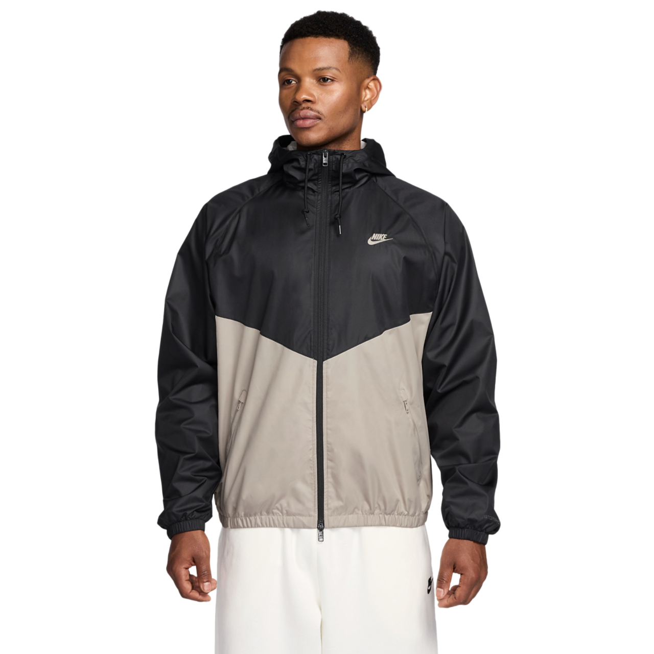 Nike Veste NSW Windrunner Image 1 de 3. Appuyez pour ouvrir la galerie de photos.