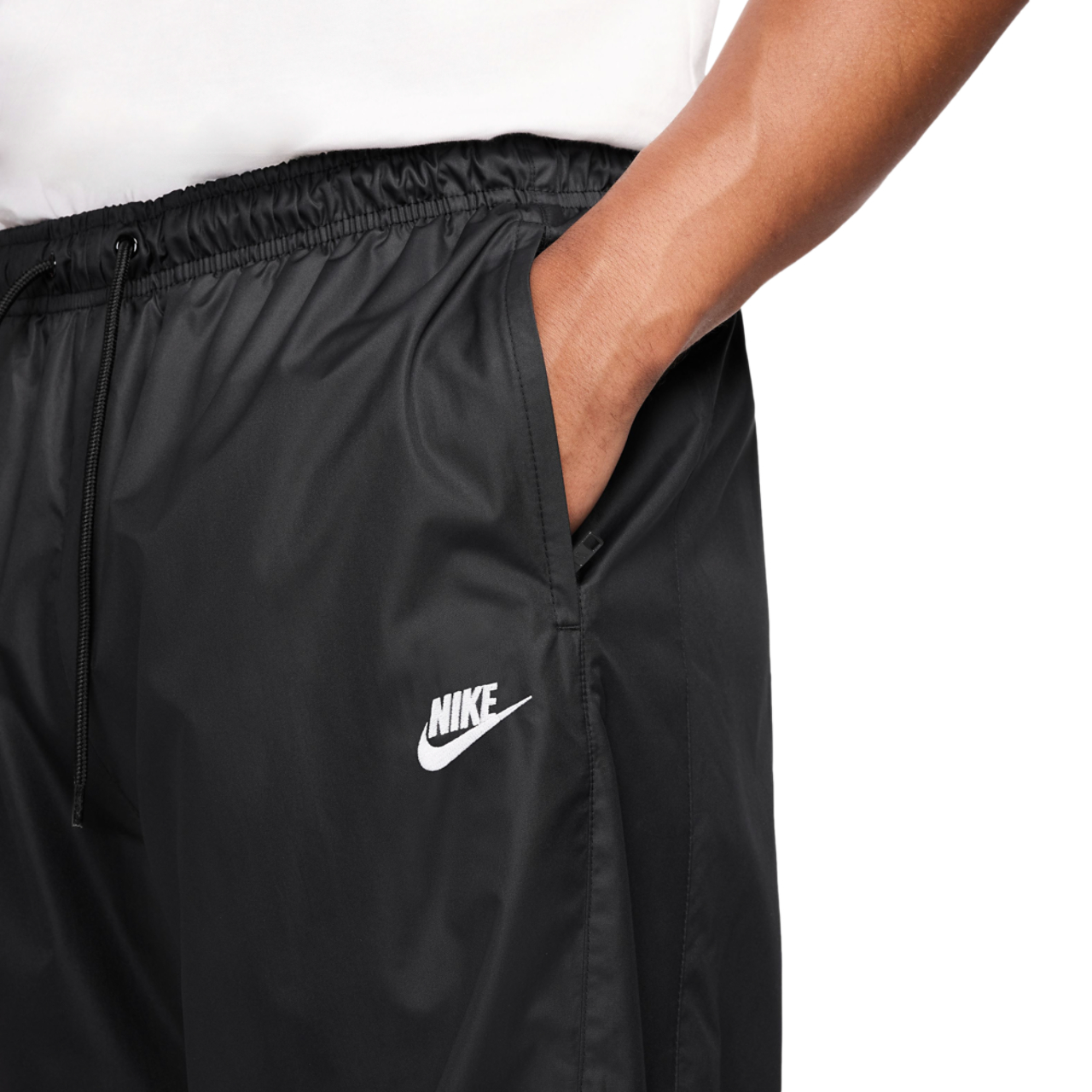Nike Pantalon NSW Windrunner Image 3 de 3. Appuyez pour ouvrir la galerie de photos.