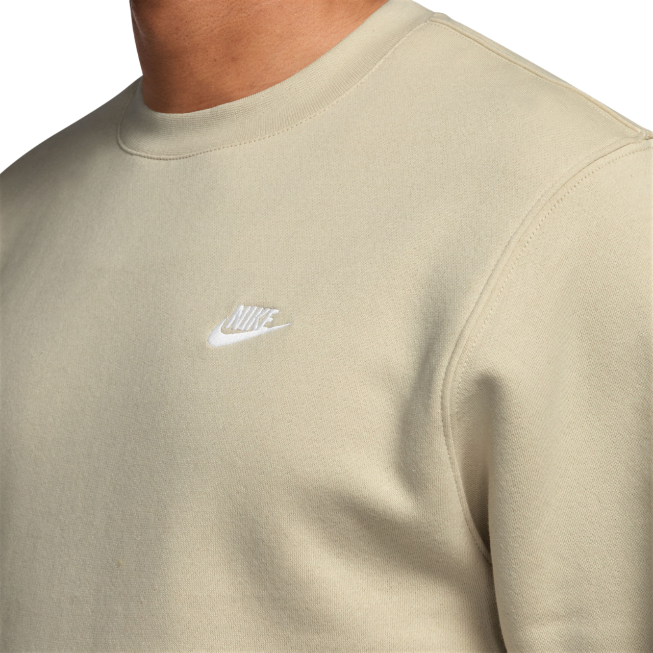 Nike Equipe de basket du club Image 3 de 3. Appuyez pour ouvrir la galerie de photos.