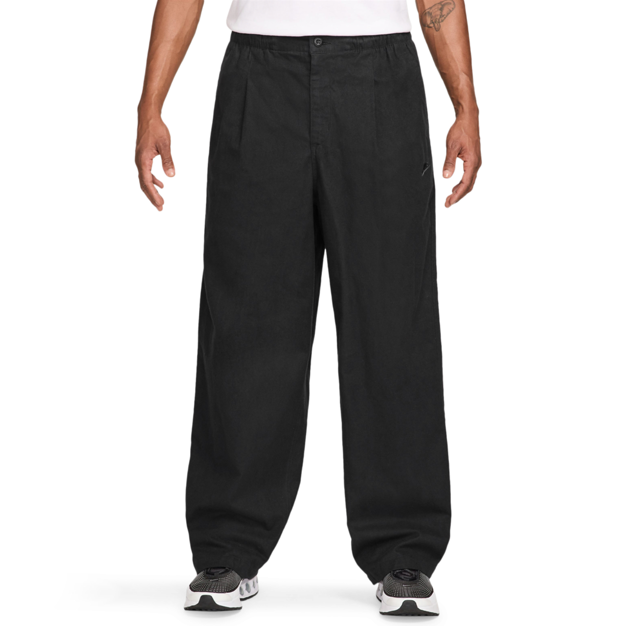 Nike Club Heavyweight Balloon Pants  Image 1 of 3. Tap to open photo gallery.