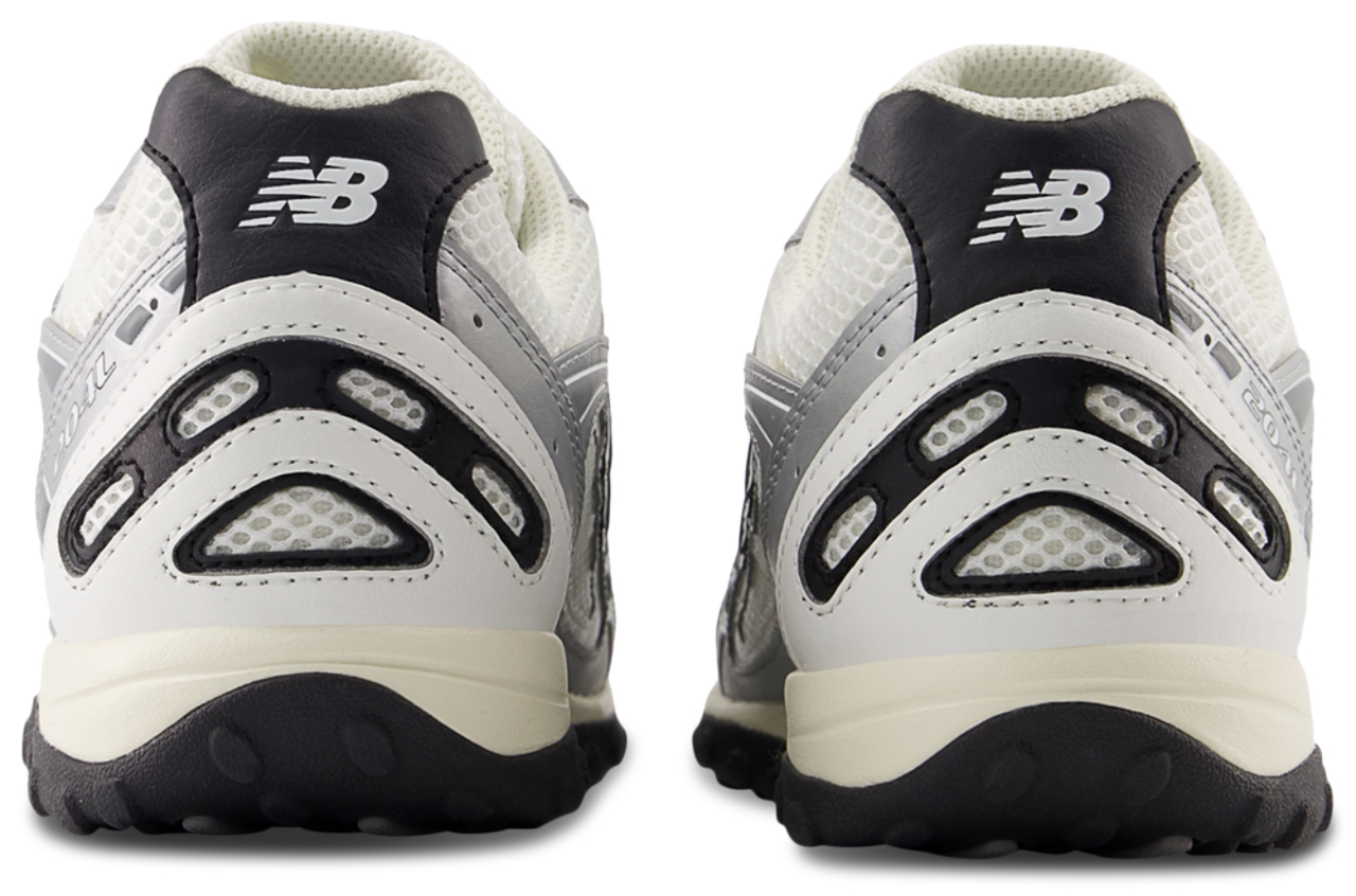 New Balance 204L Image 3 de 5. Appuyez pour ouvrir la galerie de photos.