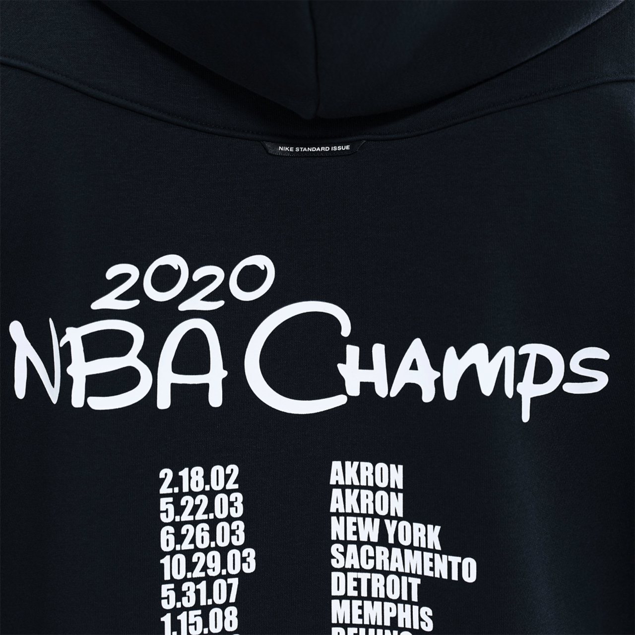 Nike Chandail à capuchon brossé SI TF Lebron Image 4 de 4. Appuyez pour ouvrir la galerie de photos.