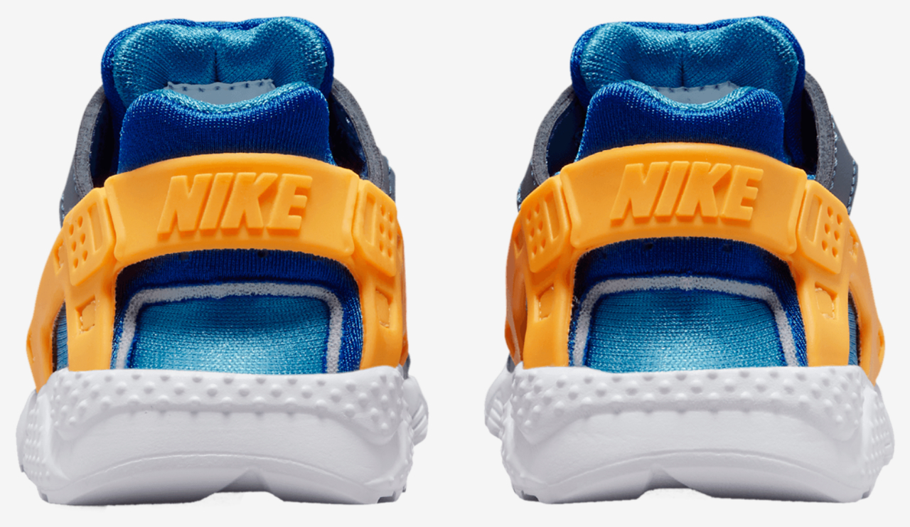 Nike Huarache Run Image 3 of 5. Tap to open photo gallery.