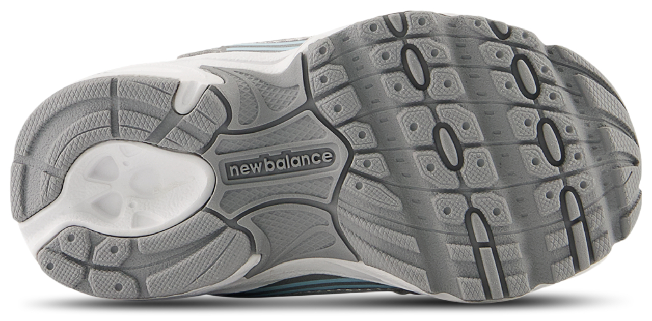 New Balance 530  Image 5 of 5. Tap to open photo gallery.