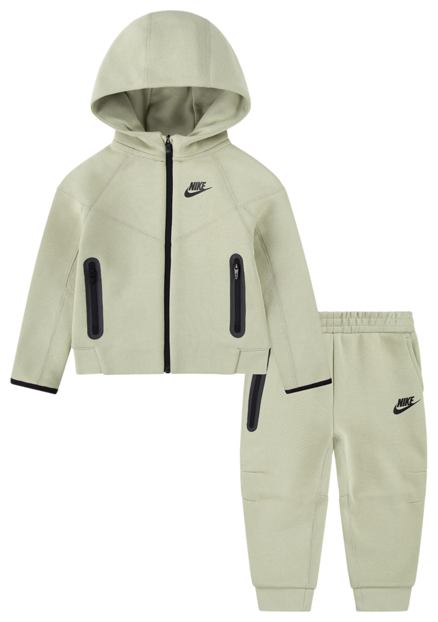 Nike Ensemble avec chandail à capuchon à glissière pleine longueur en molleton Tech Image 1 de 5. Appuyez pour ouvrir la galerie de photos.