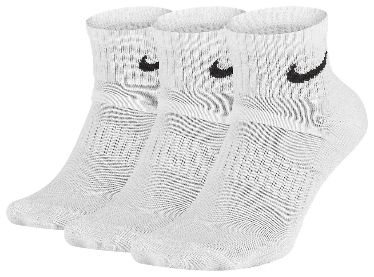 Nike Everyday Cush Ankle 3PR Image 1 of 2. Tap to open photo gallery.