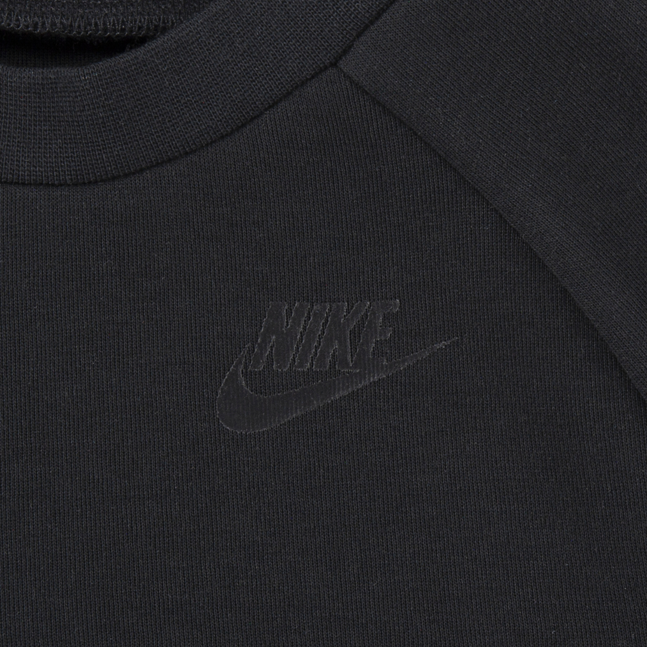 Nike Tech Fleece T-Shirt And Short Set Image 7 of 11. Tap to open photo gallery.