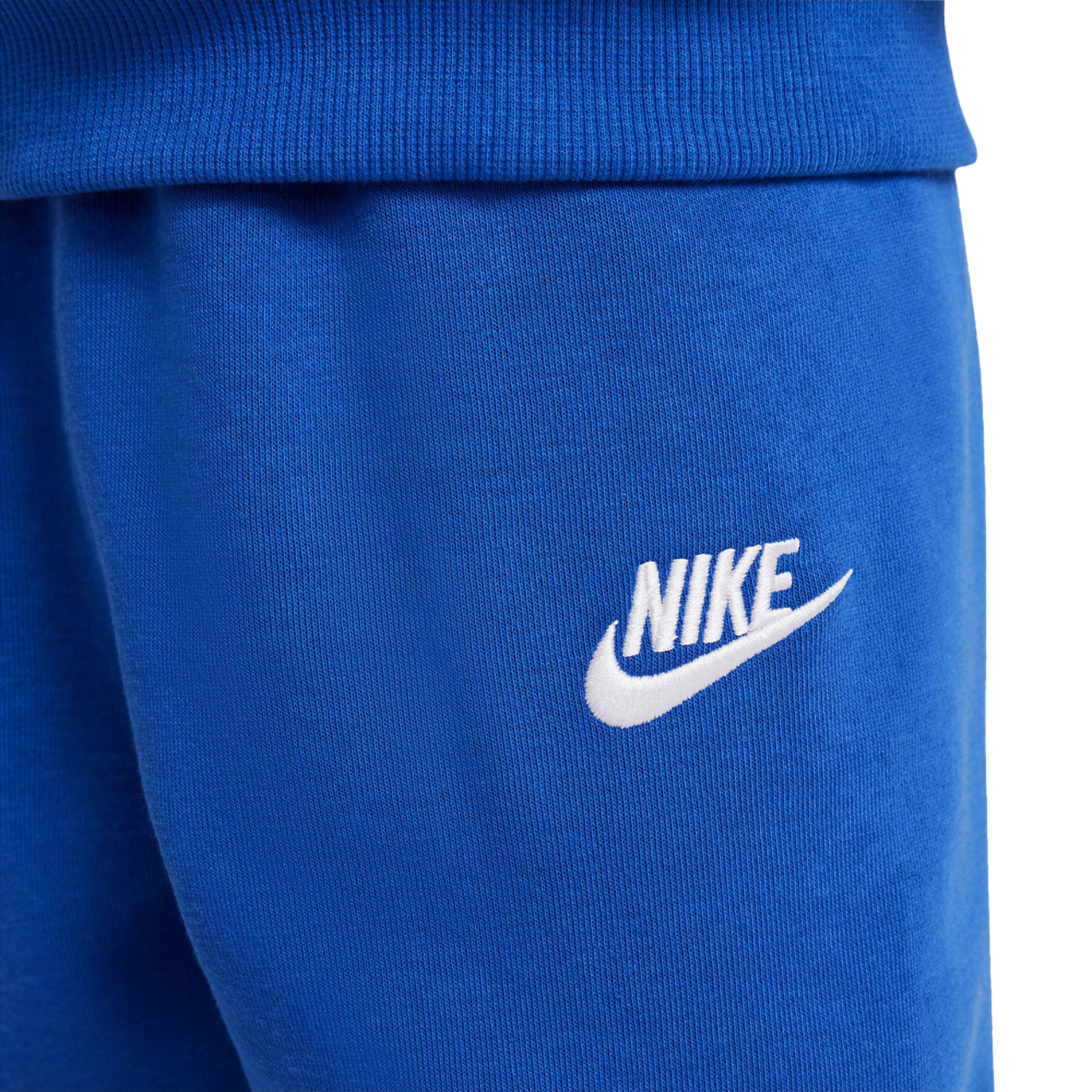 Nike Lbr Full Zip Club Set Image 5 of 8. Tap to open photo gallery.
