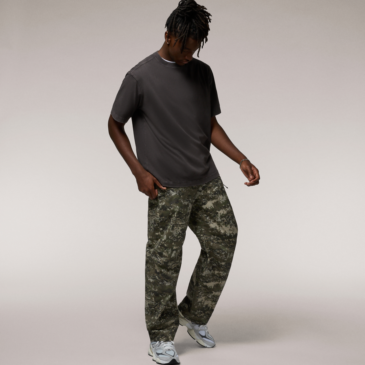 LCKR Marcdale Relaxed Fit Pants Image 6 of 9. Tap to open photo gallery.