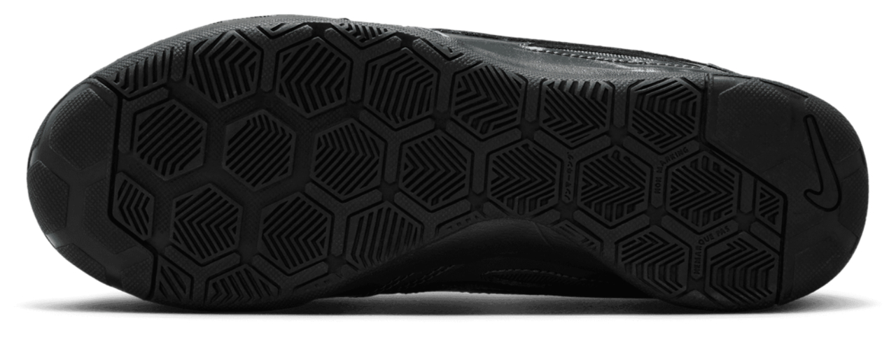 Nike Gato LV8 Image 5 of 8. Tap to open photo gallery.