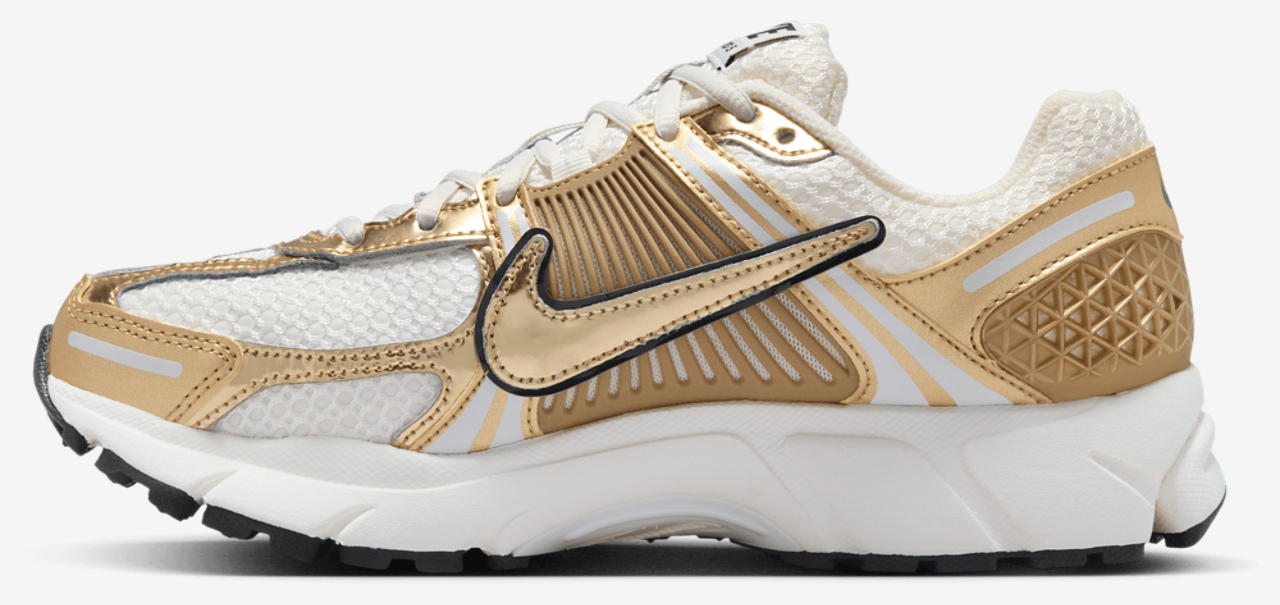 Nike Zoom Vomero 5 Image 2 of 5. Tap to open photo gallery.