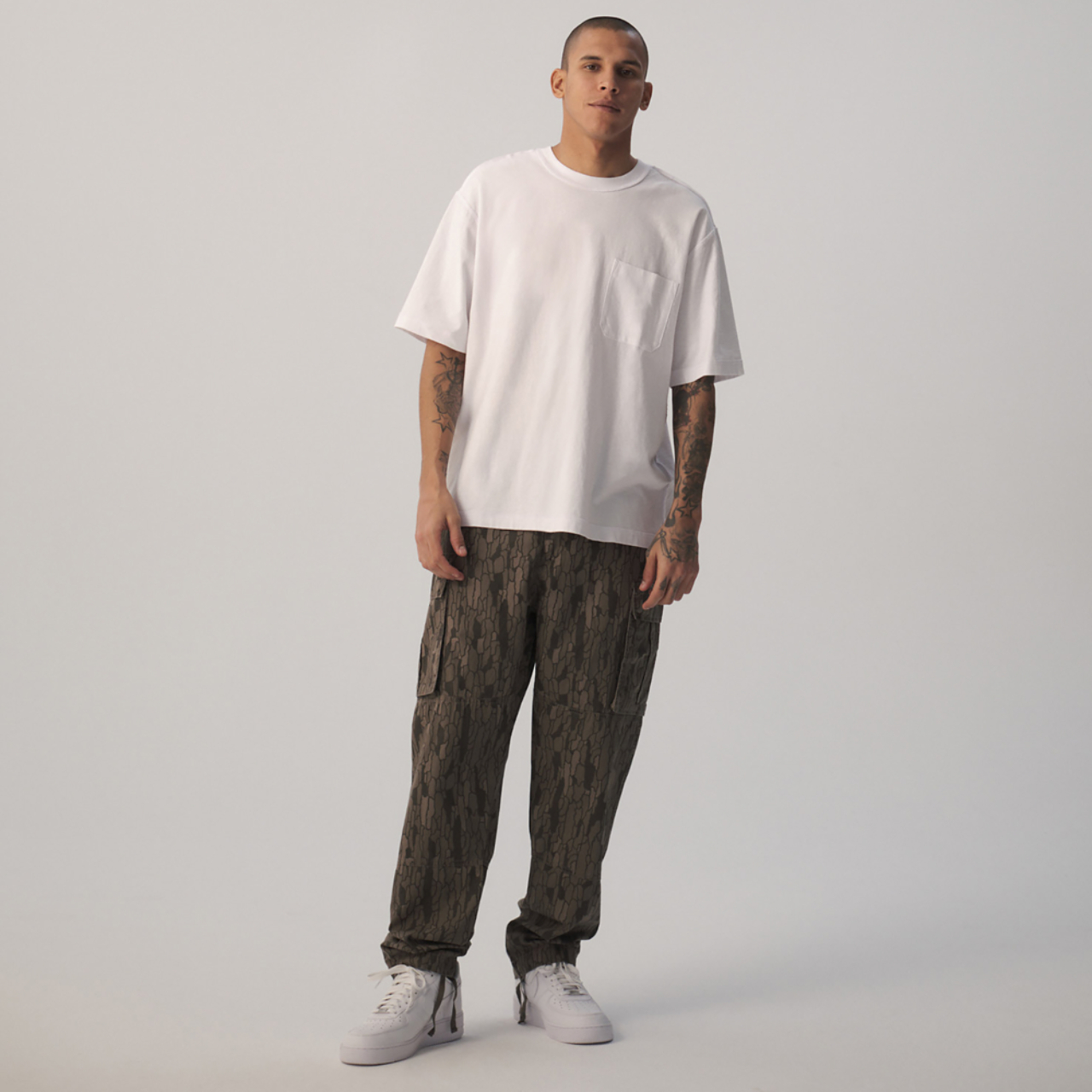 LCKR Reverse Heavy Weight Pocket T-Shirt  Image 6 of 6. Tap to open photo gallery.