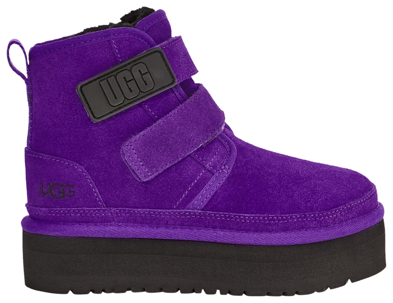 UGG Neumel Platform Image 2 of 6. Tap to open photo gallery.