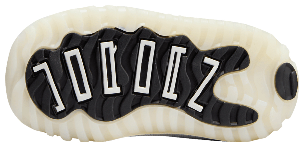 Jordan Retro 11 Image 5 of 5. Tap to open photo gallery.