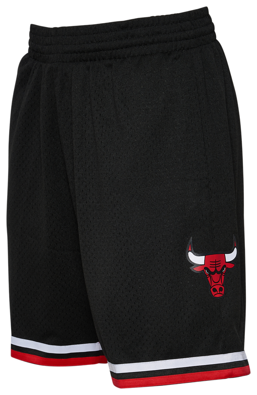 Mitchell & Ness NBA Swingman Shorts Image 3 of 4. Tap to open photo gallery.