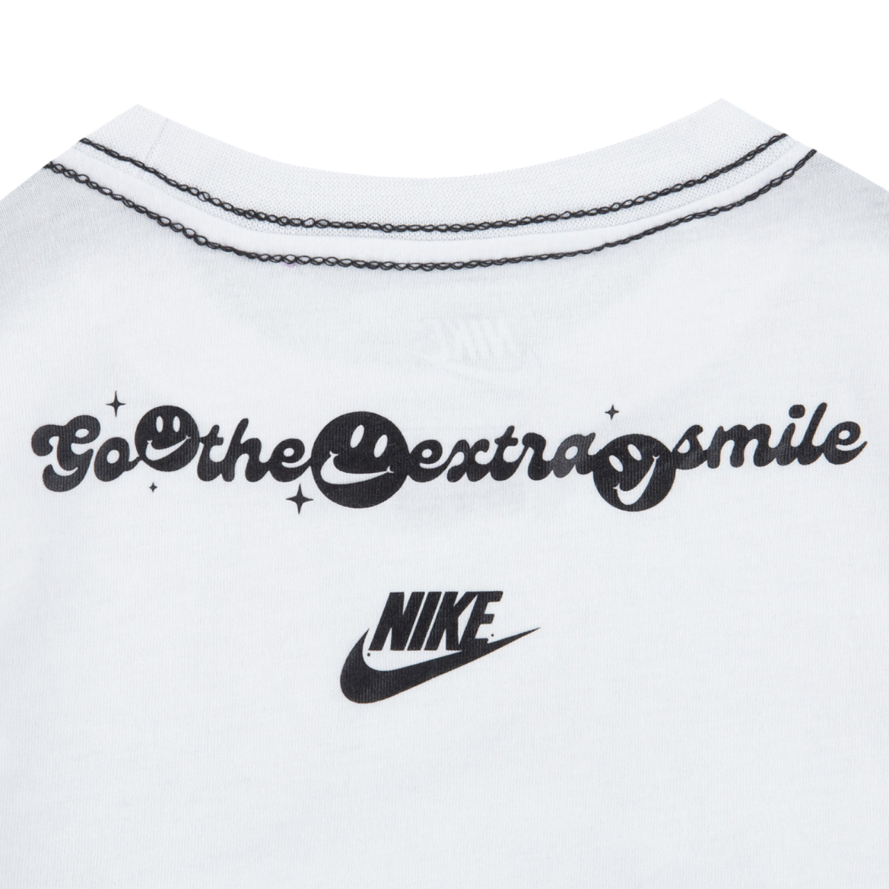 Nike NSW Smile Jogger Set Image 7 of 9. Tap to open photo gallery.