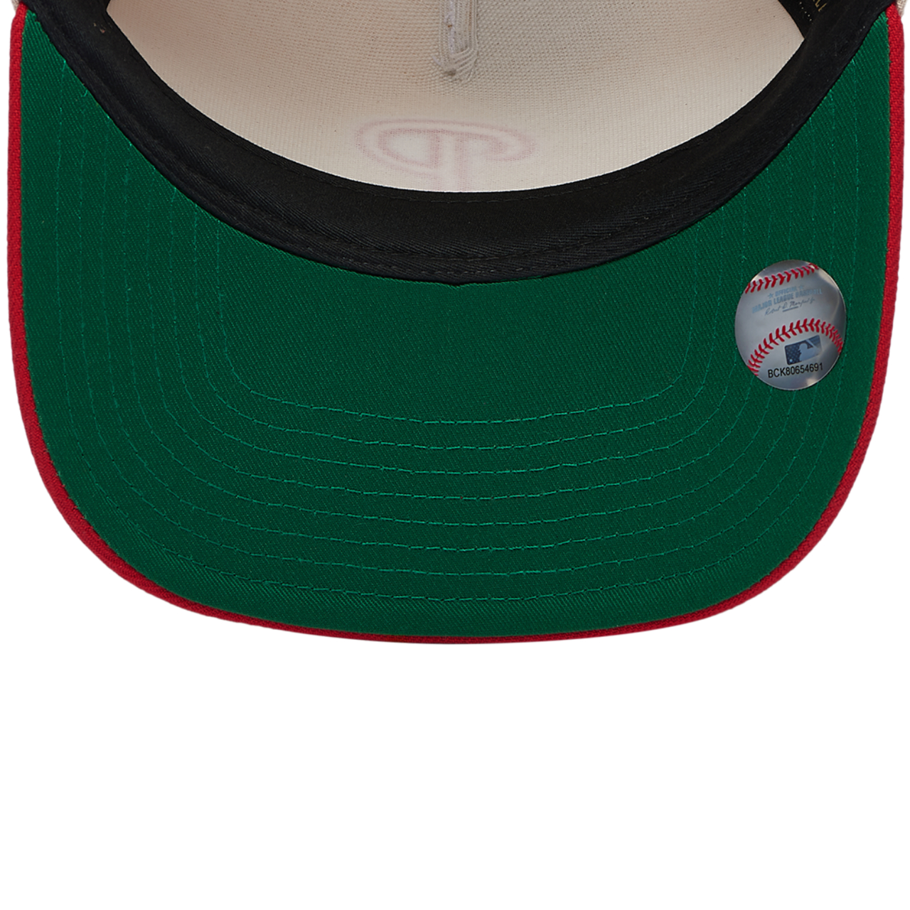 Mitchell & Ness Phillies Off White Pro Pinch Cap