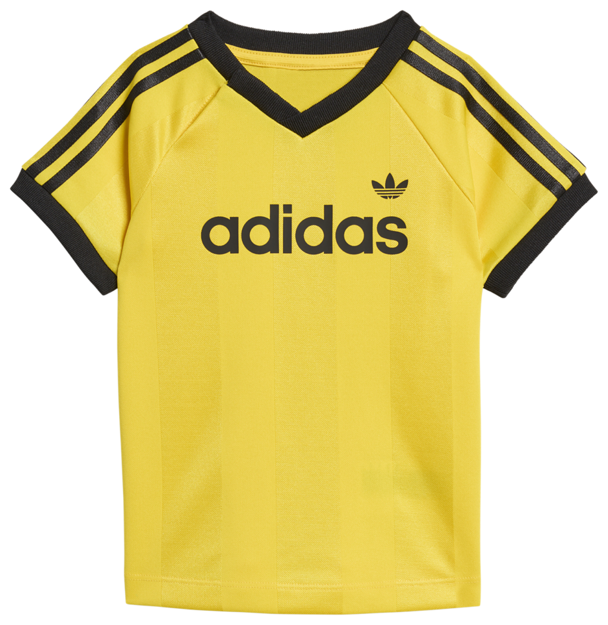 adidas Ensemble avec short et t-shirt en polyester Image 2 de 7. Appuyez pour ouvrir la galerie de photos.