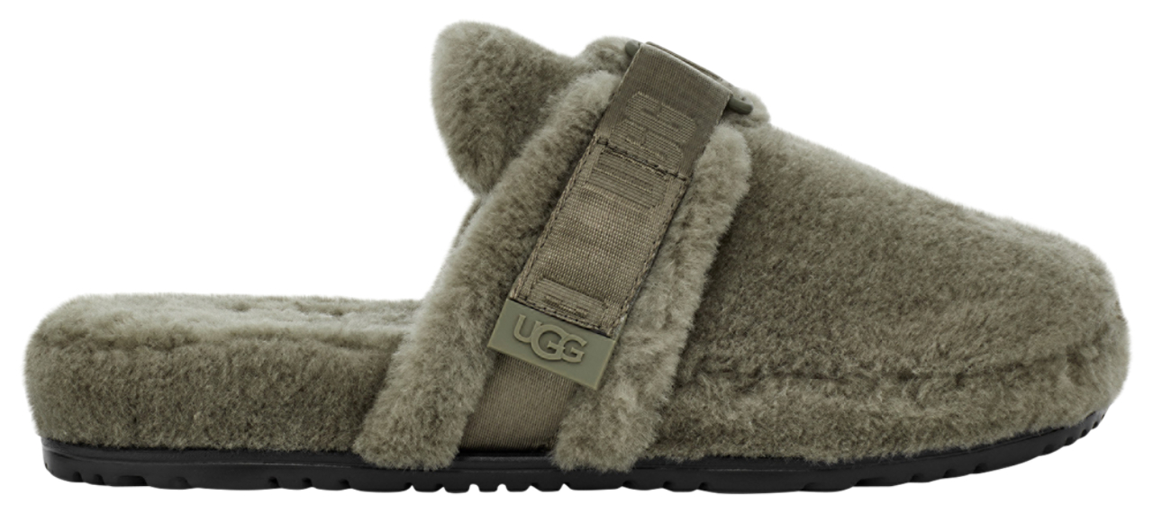 UGG Fluff It Image 1 of 5. Tap to open photo gallery.