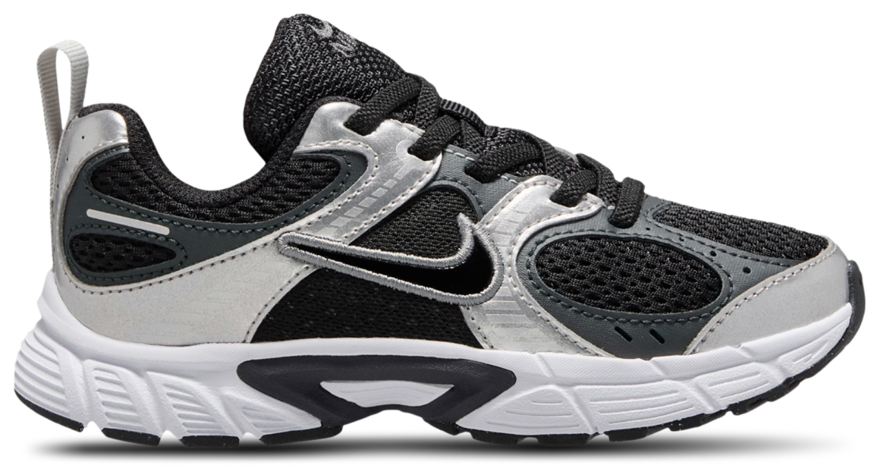 Nike V5 RNR  Image 1 of 4. Tap to open photo gallery.