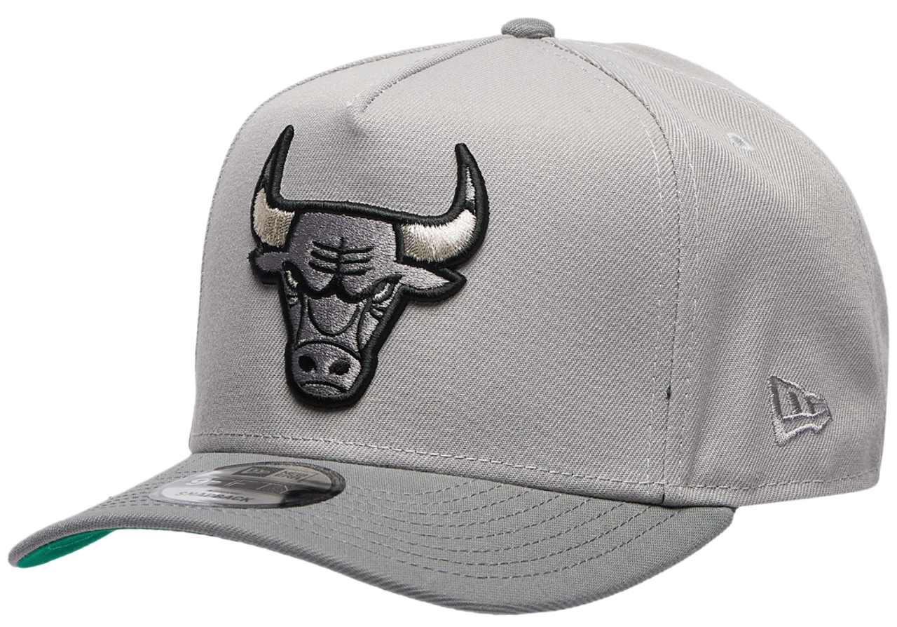 New Era Bulls 950AF Wolf Retro Cap  Image 1 of 5. Tap to open photo gallery.