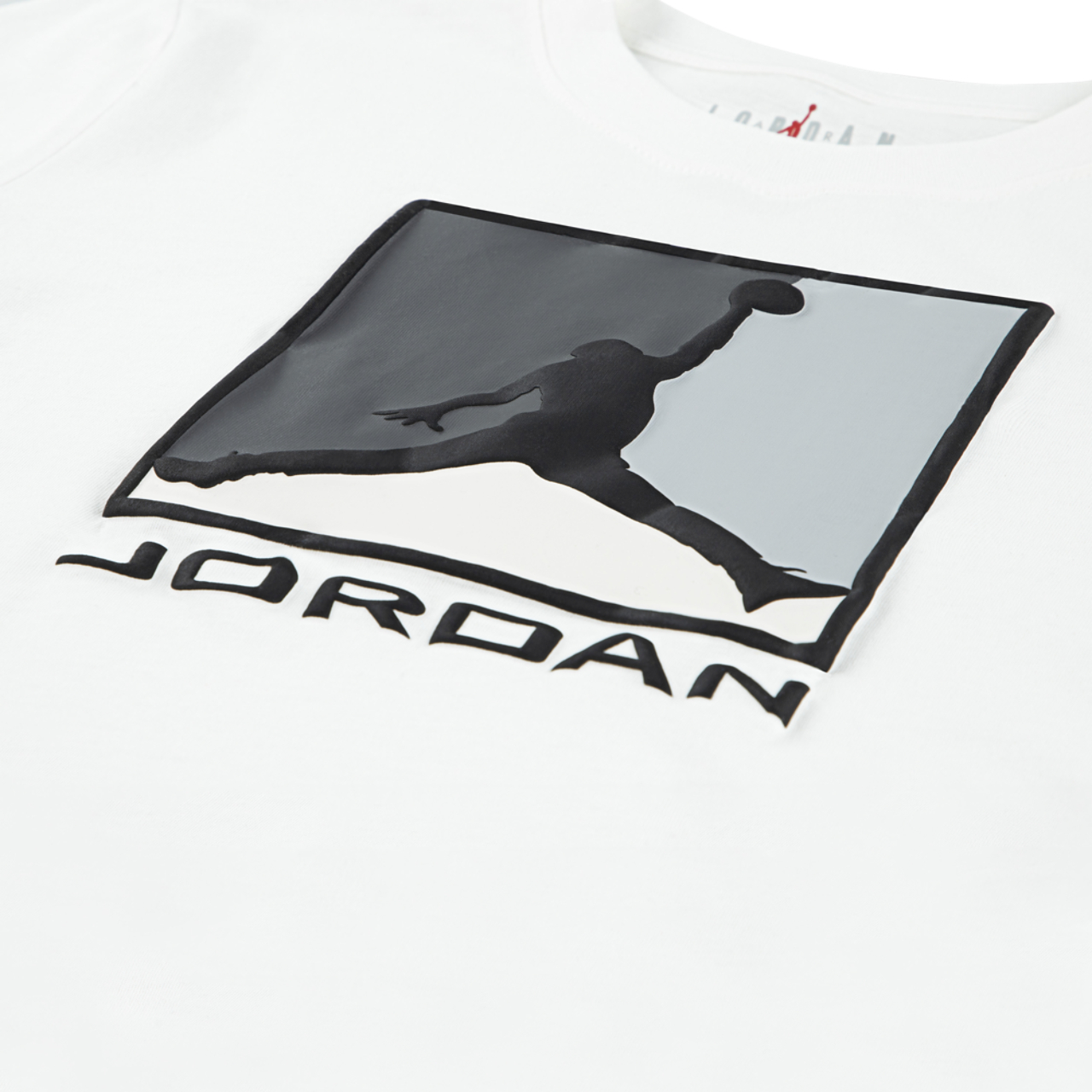 Jordan Flight Ess 3.0 Short Sleeve T-Shirt  Image 3 of 4. Tap to open photo gallery.