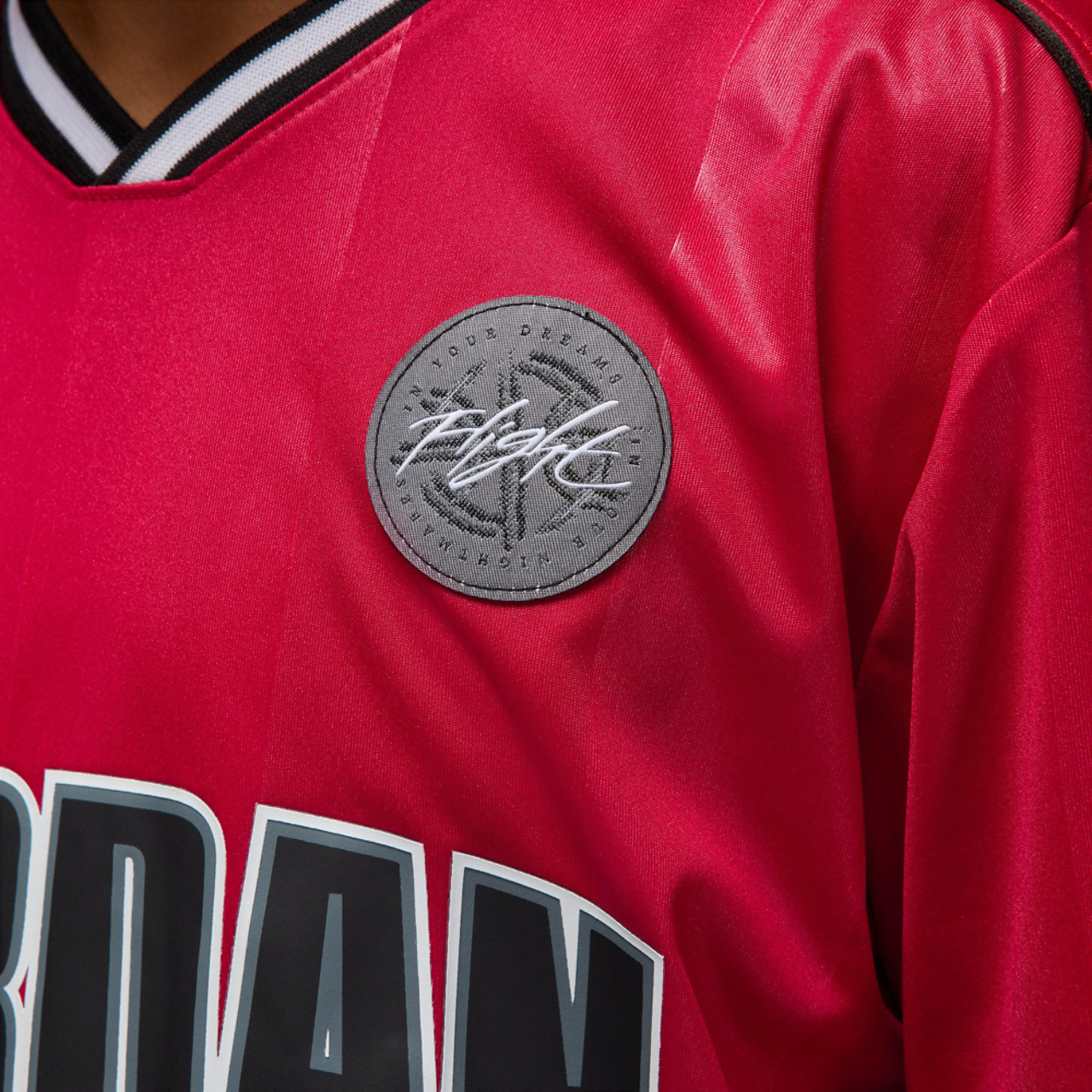 Jordan Jersey sport Image 3 de 9. Appuyez pour ouvrir la galerie de photos.