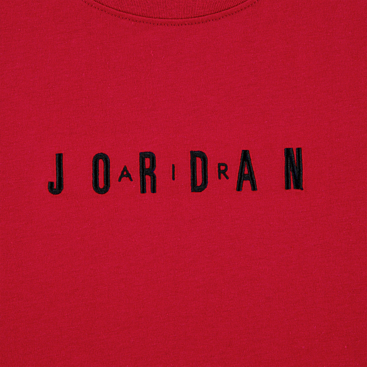 Jordan Wordmark Emblem Crew Image 7 de 8. Appuyez pour ouvrir la galerie de photos.