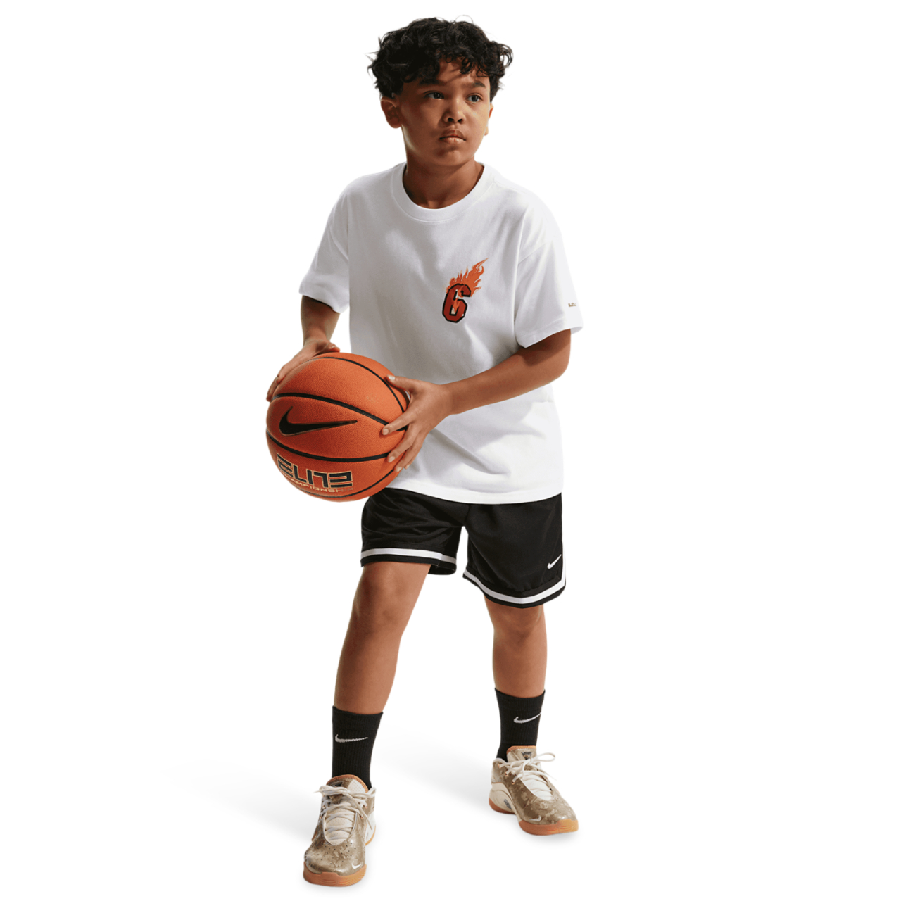 Nike T-shirt LeBron M90 Image 3 de 4. Appuyez pour ouvrir la galerie de photos.