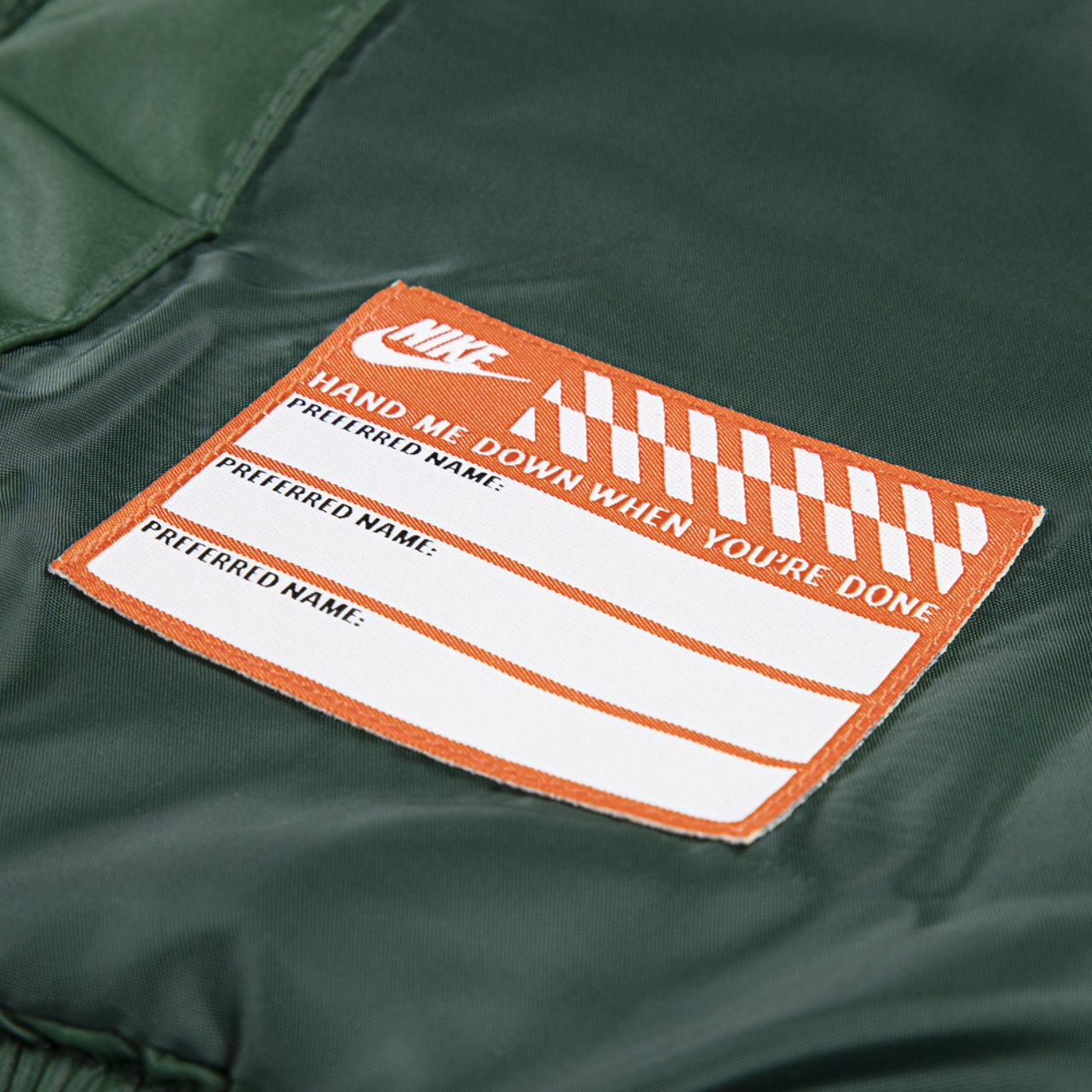Nike Blouson matelassé ADP NSW Image 4 de 4. Appuyez pour ouvrir la galerie de photos.