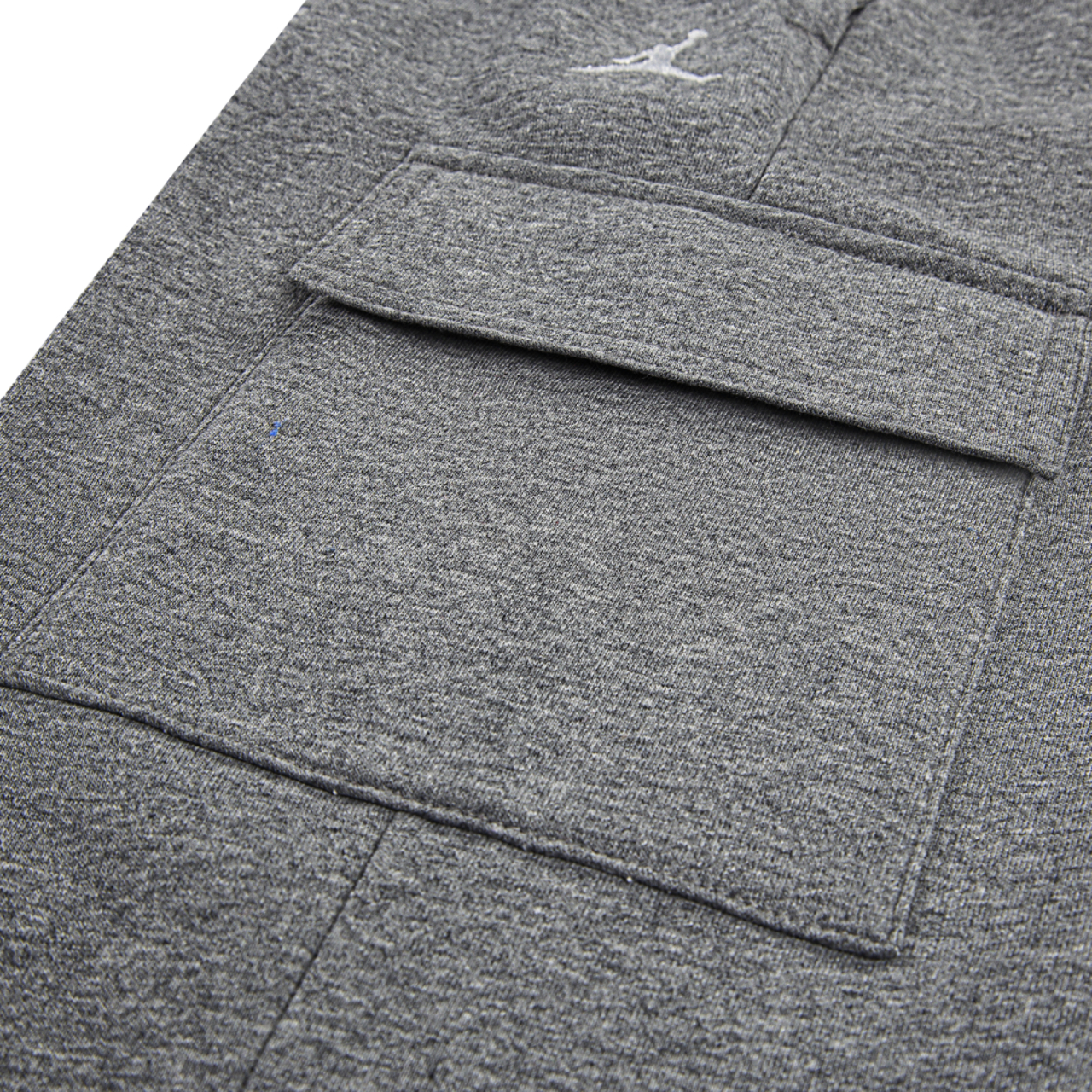 Jordan Pantalon cargo en molleton Essential My Brooklyn Image 4 de 5. Appuyez pour ouvrir la galerie de photos.