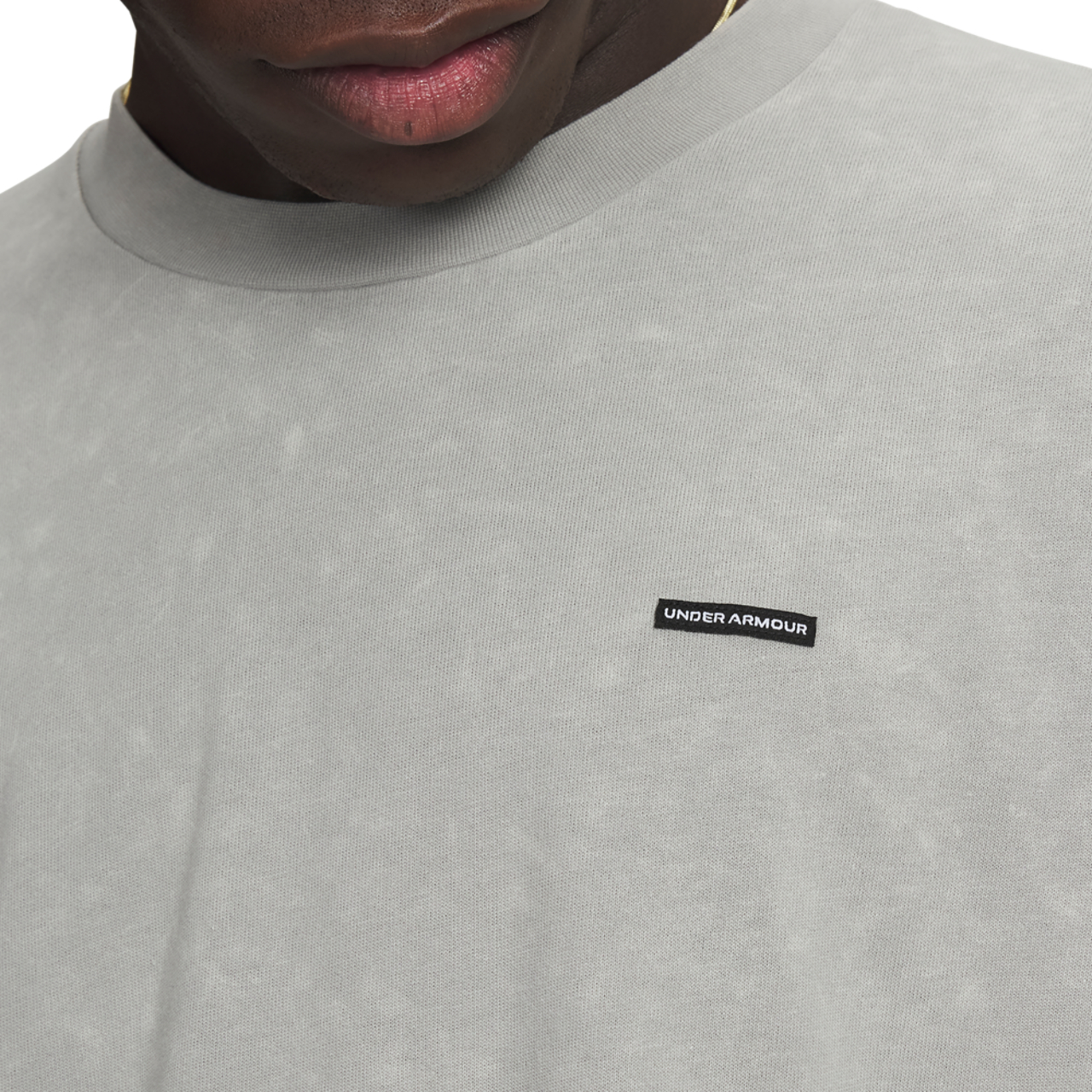 Under Armour HW OS Logo T-Shirt Image 3 of 3. Tap to open photo gallery.