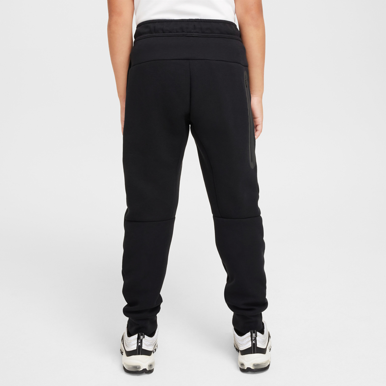 Nike Pantalon en molleton Tech Image 2 de 7. Appuyez pour ouvrir la galerie de photos.
