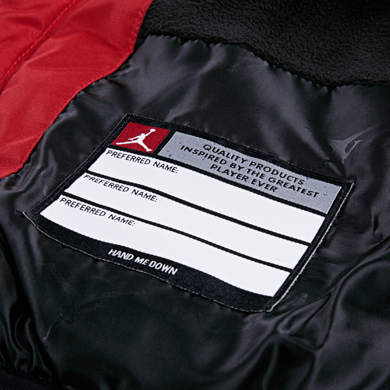 Jordan Essential Midweight Puffer  Image 5 of 5. Tap to open photo gallery.