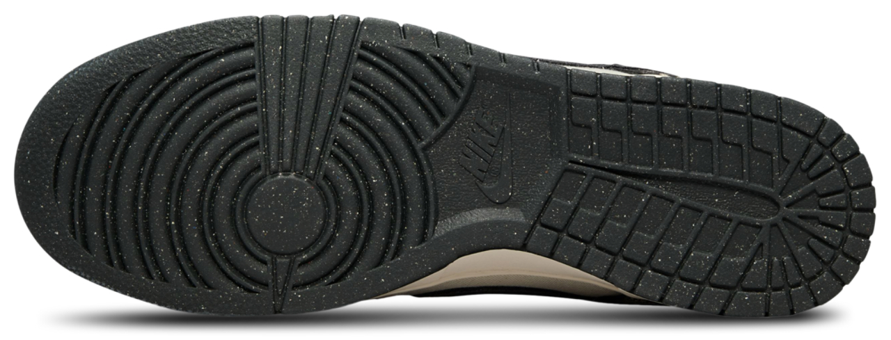 Nike Dunk Low Retro  Image 5 of 5. Tap to open photo gallery.