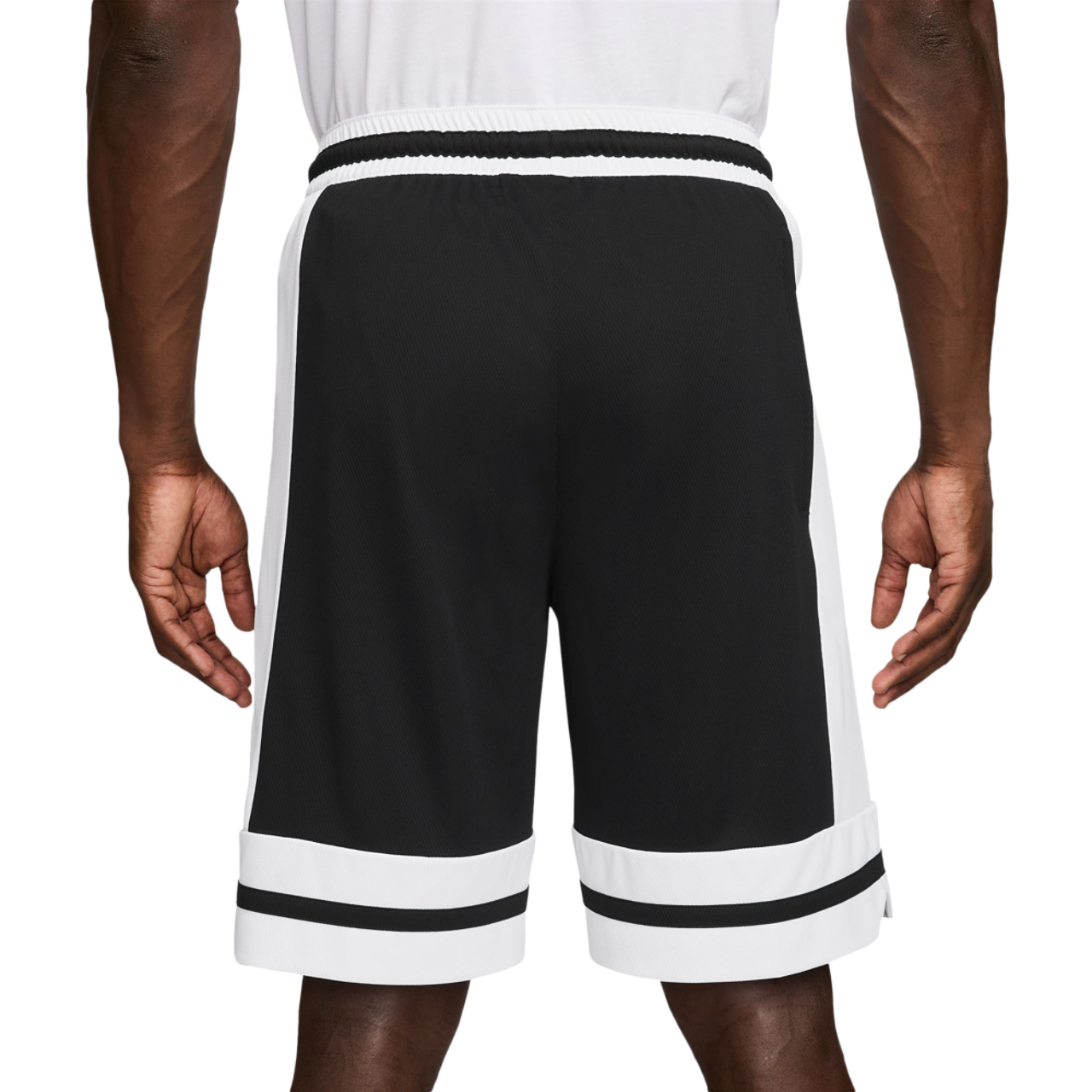 Nike Dri-FIT GM Classic 10" Shorts Image 2 of 4. Tap to open photo gallery.